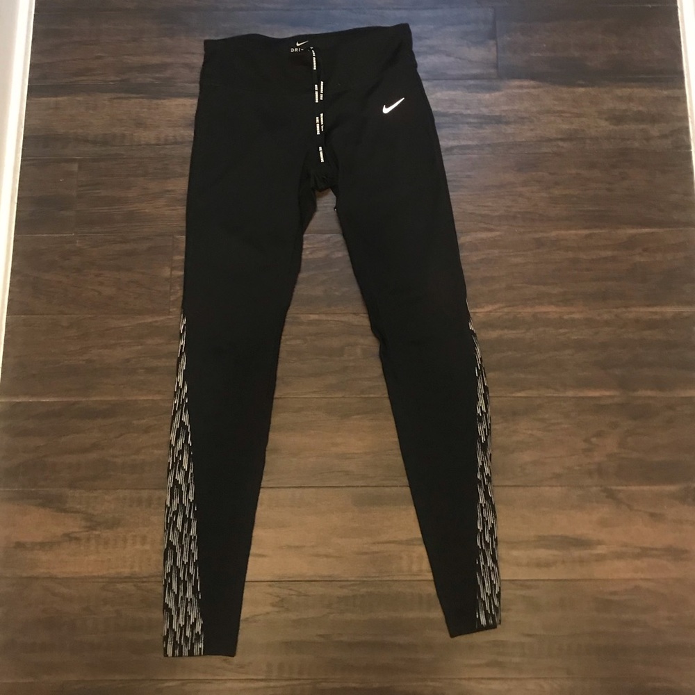 EUC Nike Dry Fit Running /Yoga Pants